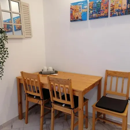 App For 2 Apartment *